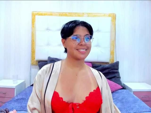 Emmaa-Lex from BongaCams