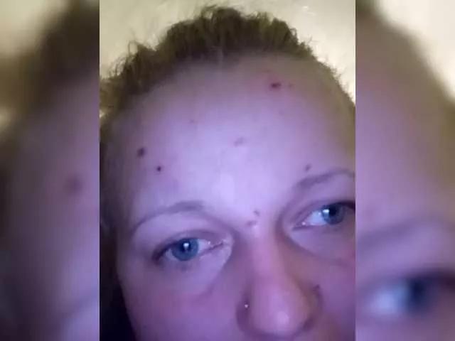 EmmaXlove from BongaCams is Freechat