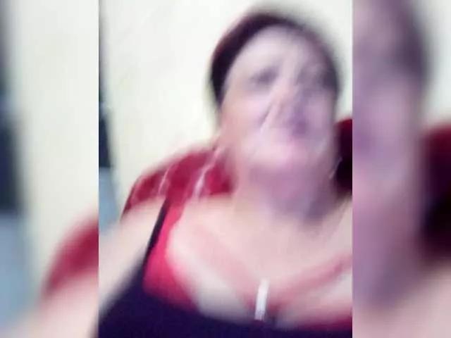 Empresswoman from BongaCams is Freechat