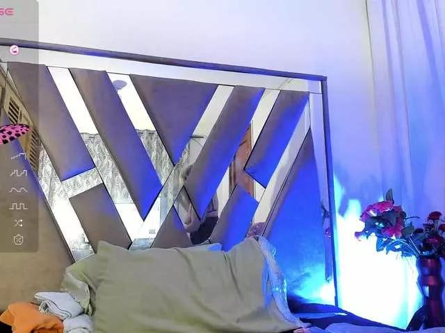 Esmeralda-Oik from BongaCams