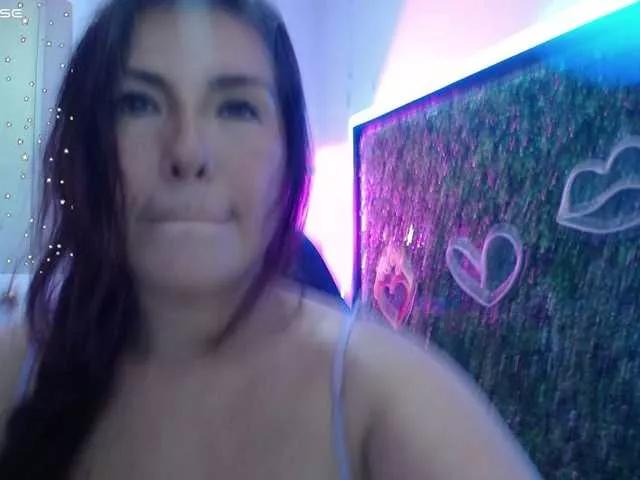 Evelyn-mature19 from BongaCams