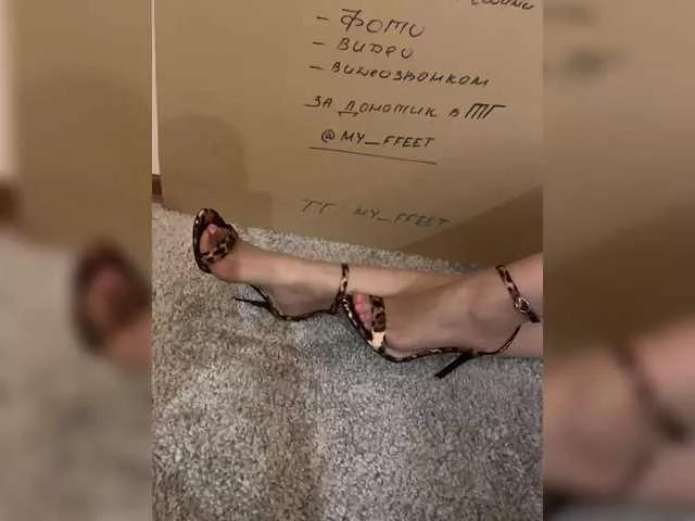 Photos of FeetLovers0805 from BongaCams is Freechat