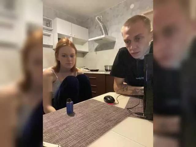 Discover our girls online shows and discover the company of countless livestreamers, with stunning shapes, sex toys and more.