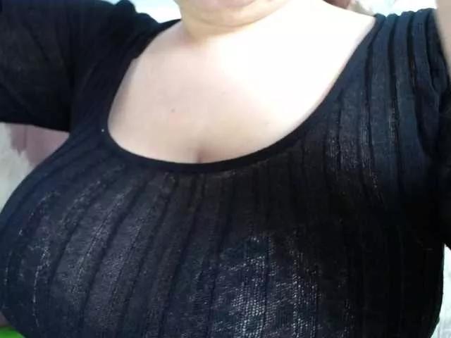 GissellLorena from BongaCams