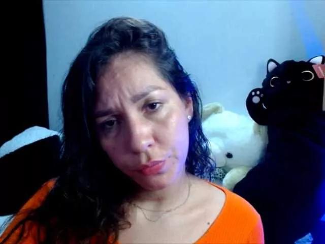 goddess-nahy from BongaCams