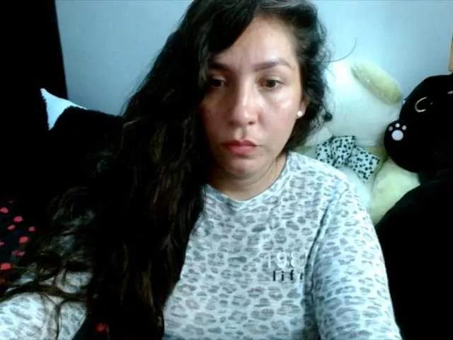 goddess-nahy from BongaCams