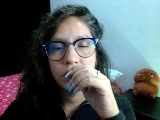 goddess-nahy from BongaCams