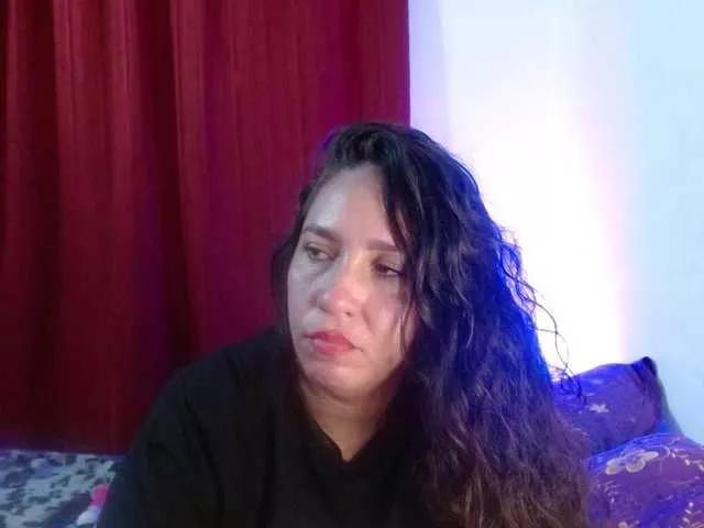 goddess-nahy from BongaCams