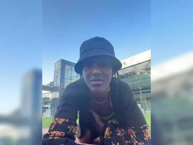 GoddesShantyLili from BongaCams