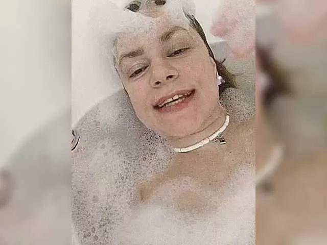 Good-woman from BongaCams