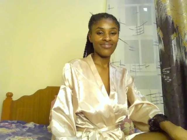 HappyLoverxo from BongaCams