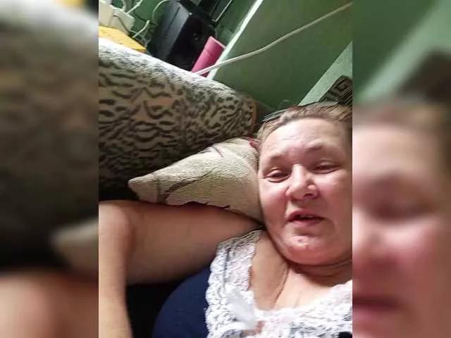 HelenaGloss from BongaCams