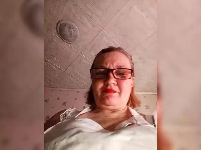 HelenaGloss from BongaCams