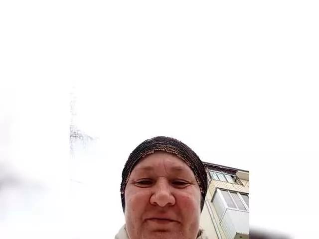 HelenaGloss from BongaCams