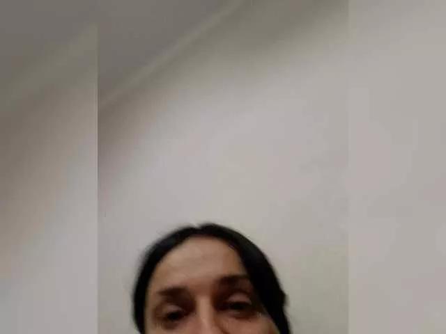 helenakisss from BongaCams