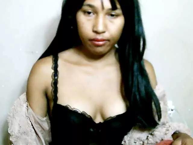HelenGLOW from BongaCams