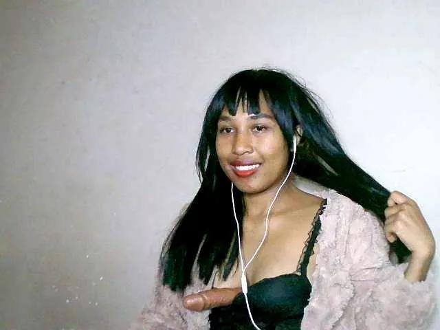 HelenGLOW from BongaCams