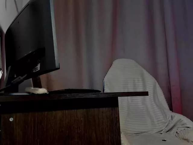 hollyharlot from BongaCams