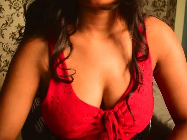 indianpriya from BongaCams