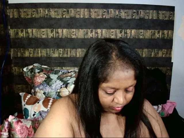 Indiantasha from BongaCams