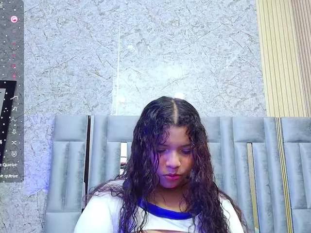 innocenthazel from BongaCams