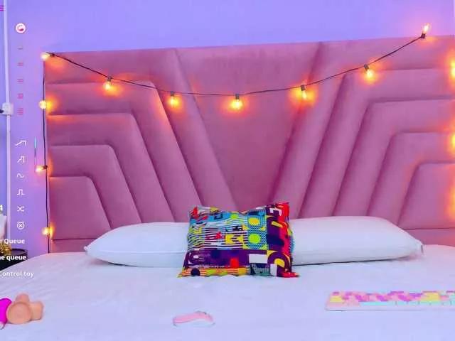 innocenthazel from BongaCams