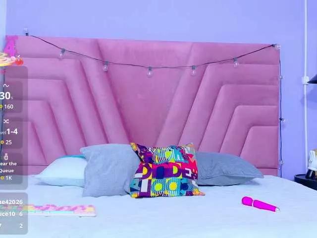 innocenthazel from BongaCams is Freechat