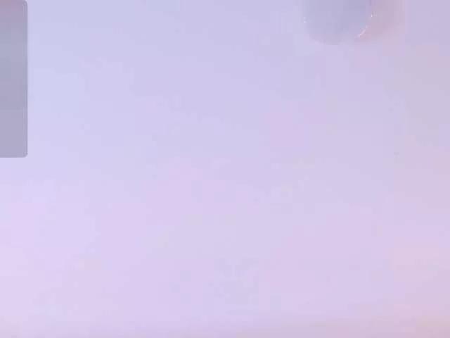 IrissBloom from BongaCams