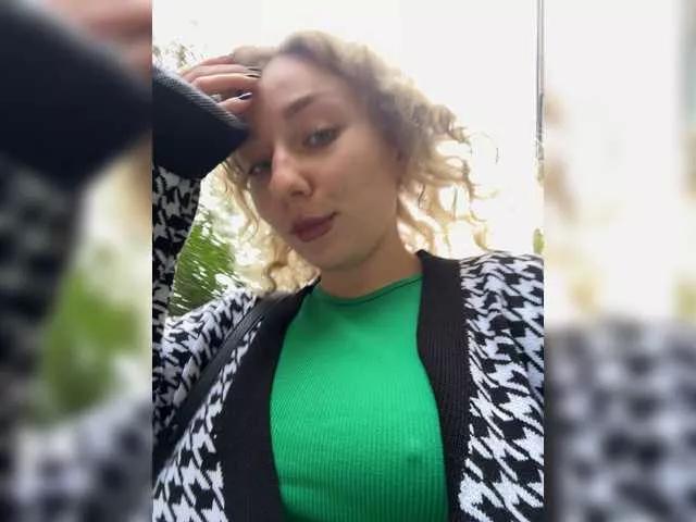Photos of Janchi- from BongaCams is Freechat