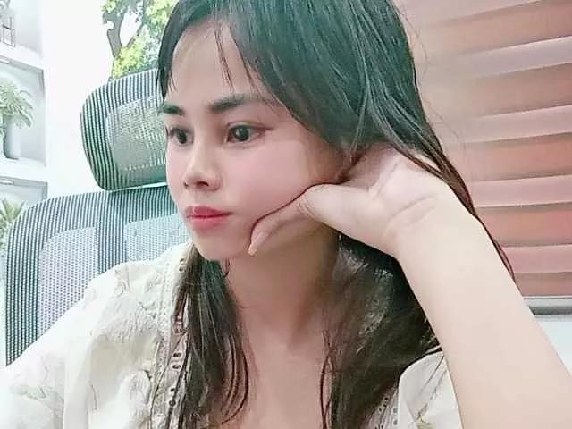 Jasamine from BongaCams