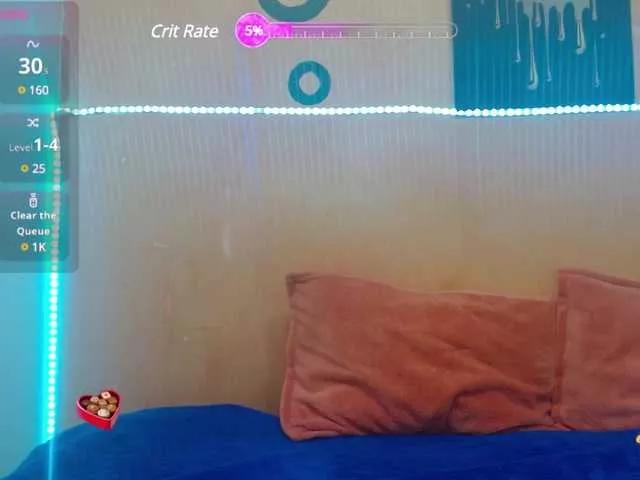 Discover our girls online shows and discover the company of countless livestreamers, with stunning shapes, sex toys and more.