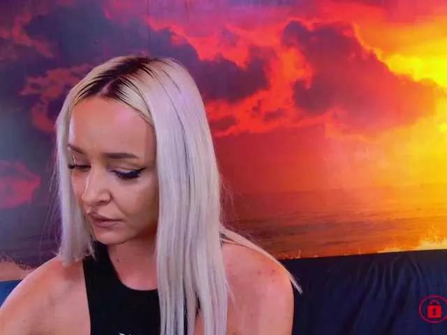 JazzyJULIA from BongaCams