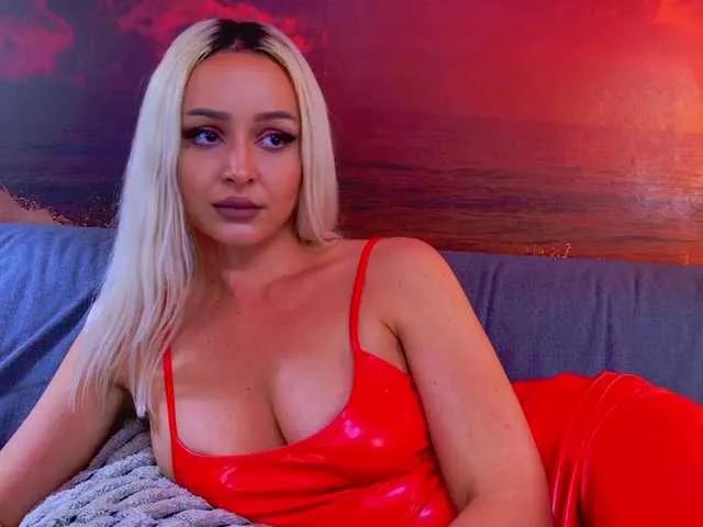 JazzyJULIA from BongaCams