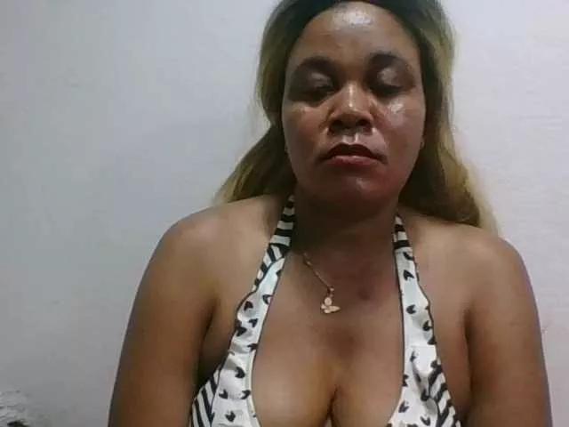 JELLA1 from BongaCams