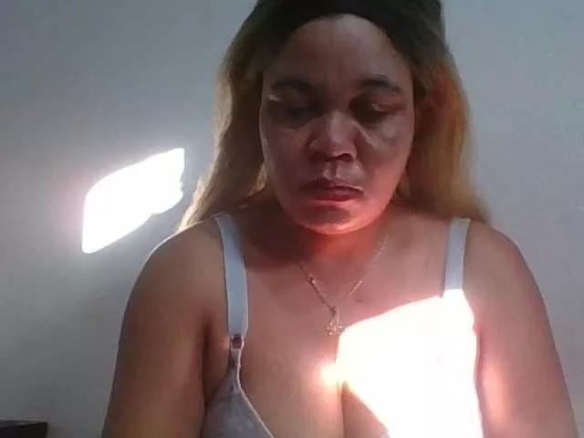 JELLA1 from BongaCams
