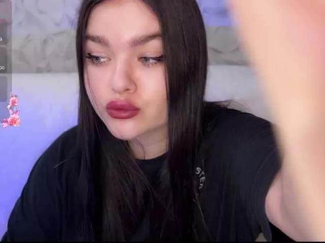 JennisXcharming from BongaCams