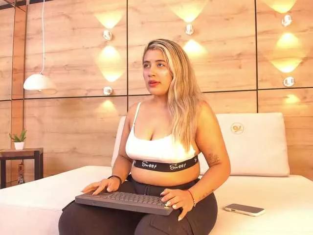 JuliethaTaylor from BongaCams is Freechat