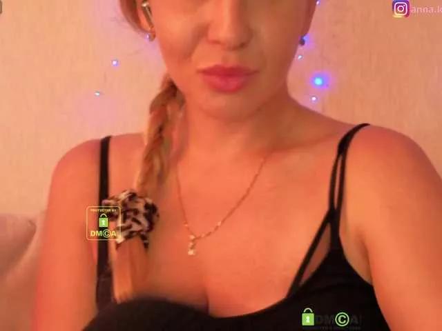 K0n4ita webcams show profile image 