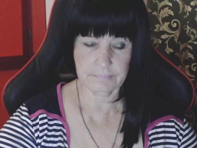 KatarinaGloss from BongaCams
