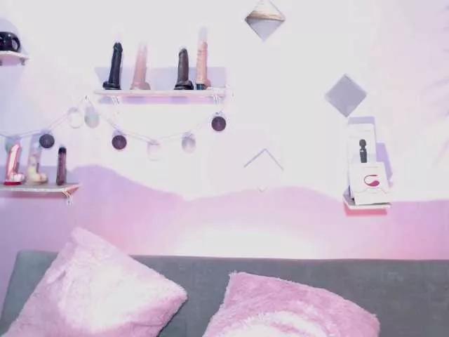 kellybents1 from BongaCams
