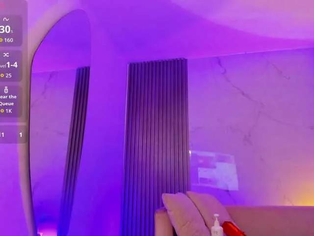 KIARATENTATION from BongaCams is Freechat