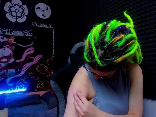 KIKIKrash from BongaCams