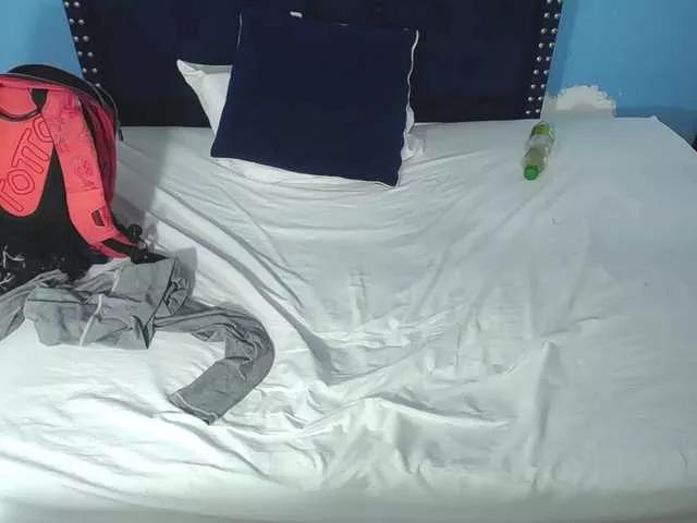 kinky-redhead18 from BongaCams