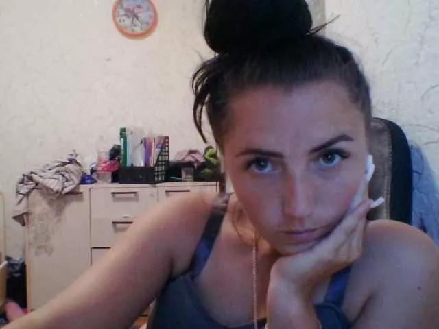 Kira-Sweetchi from BongaCams is Freechat