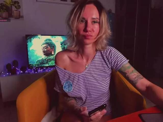 Kirillenok webcams show profile image 