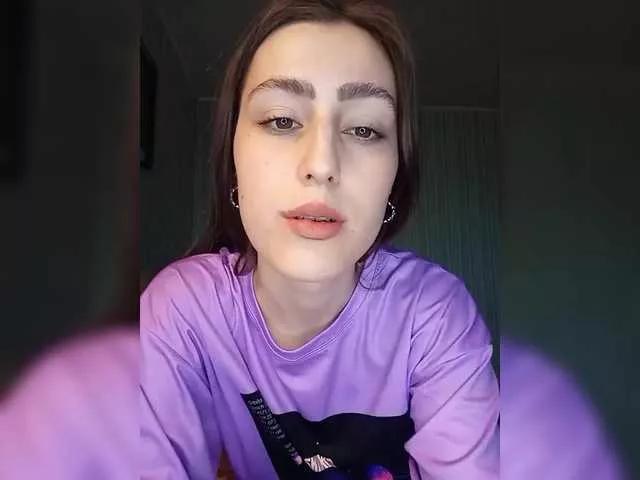 kiska-kira from BongaCams