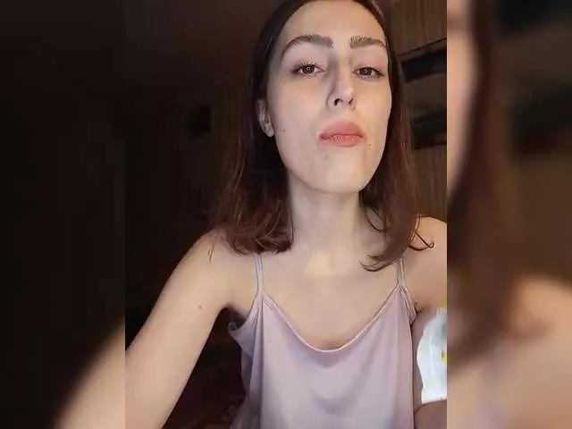 kiska-kira from BongaCams