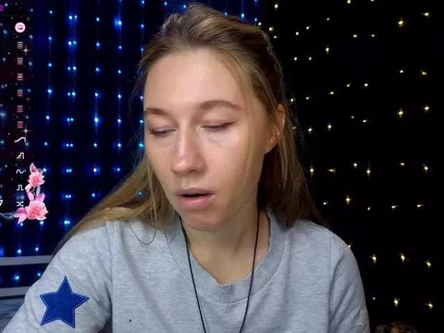 kiska-wansday07 from BongaCams