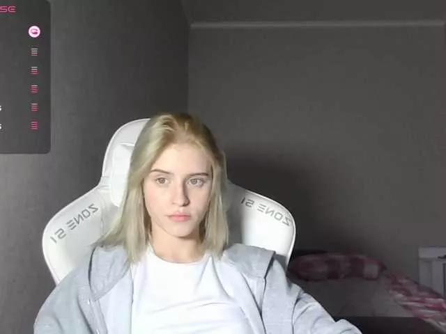 kissesliza from BongaCams