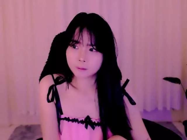 Kissesumi from BongaCams